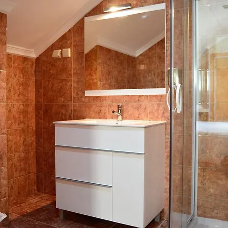 Πανσιόν Altitude House 2*