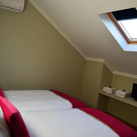 Πανσιόν Altitude House